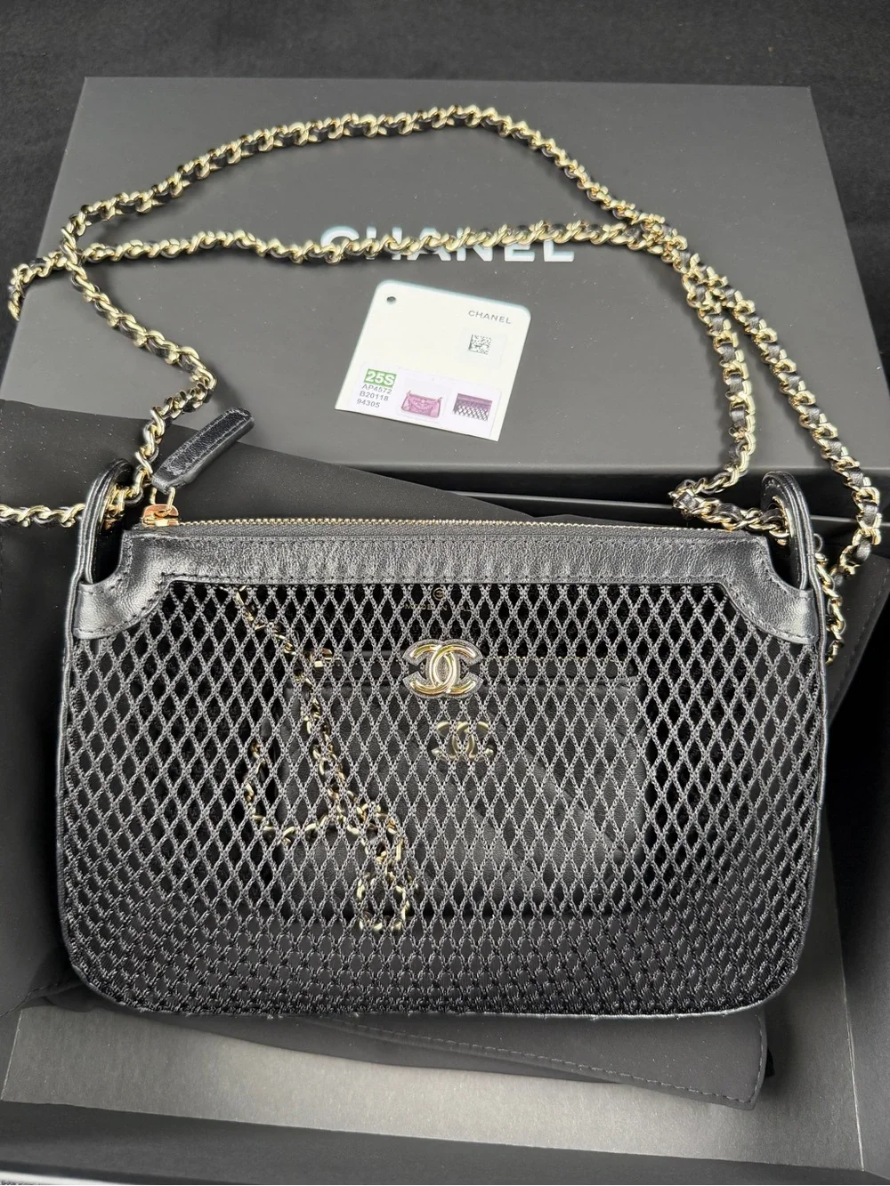 NWT Chanel 25S Mesh Lambskin Pochette Clutch With Chain and Wallet